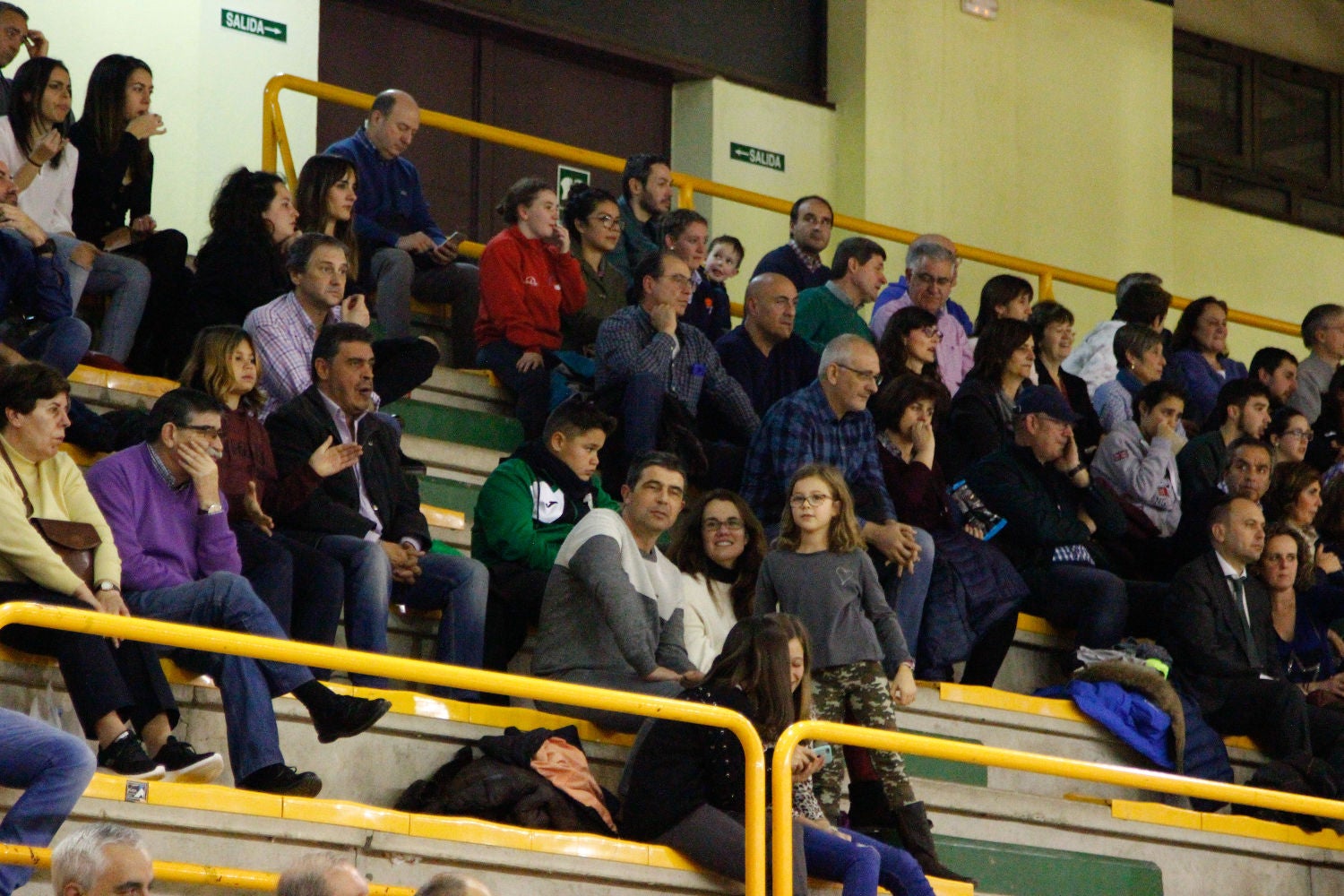 Fotos: Todas las fotos del CB Tormes - Cantabria Estela