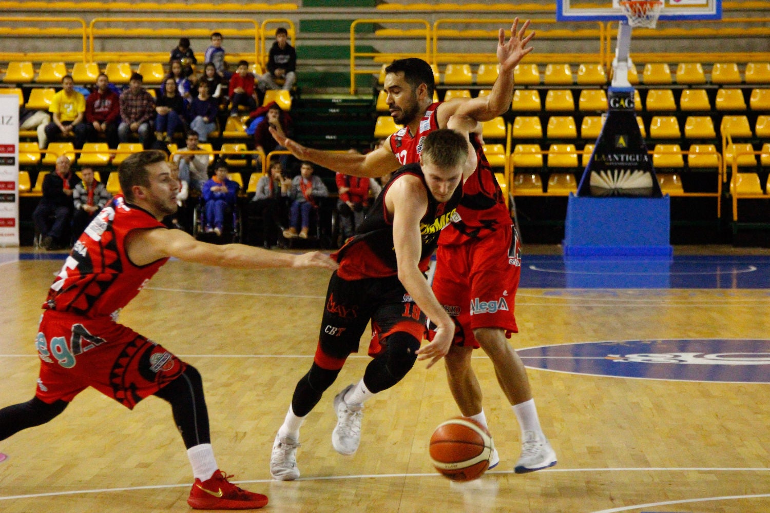 Fotos: Todas las fotos del CB Tormes - Cantabria Estela