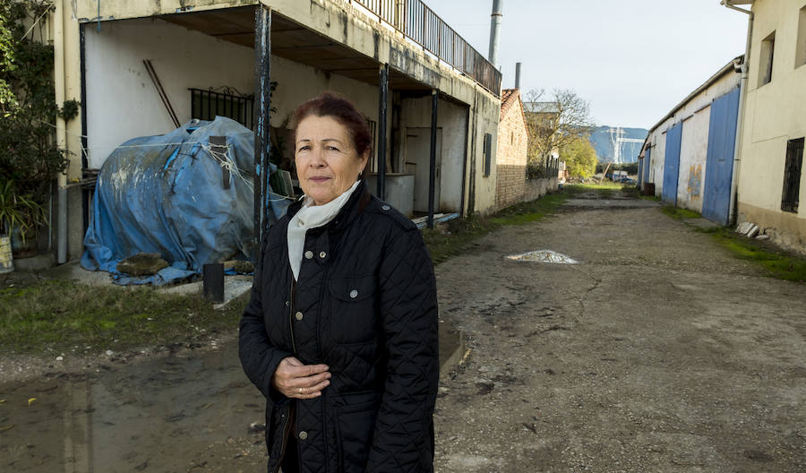 Los vecinos llevan años interiorizando el cierre de la central, donde hoy quedan solo 119 empleados para velar por la seguridad de la planta