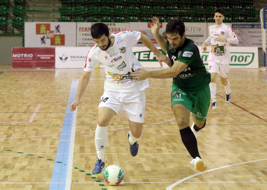 Fotos: Empate entre Naturpellet Segovia y Antequera (2-2)