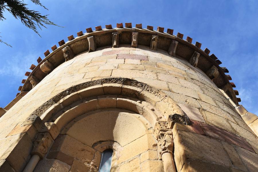 Fotos: Iglesia de Revilla de Santullán