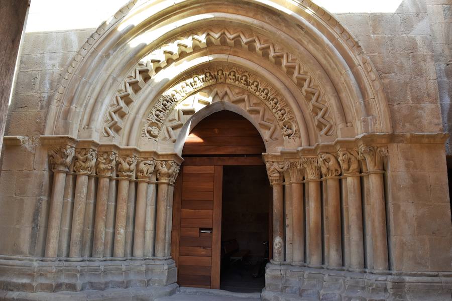 Fotos: Iglesia de Revilla de Santullán