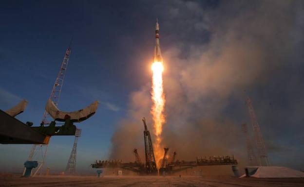 Rusia retoma con éxito los viajes a la Estación Espacial Internacional