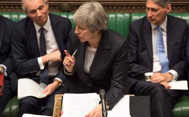 El informe legal del 'brexit' es 'devastador' para May