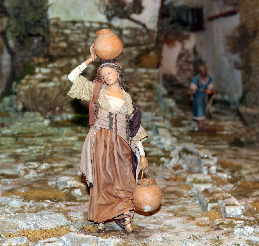 Fotos: Belén en la iglesia de las Angustias de Valladolid