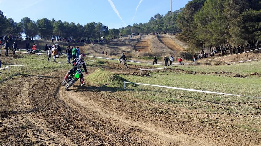 Fotos: Segunda prueba del Circuito Provincial del Motocros en Dueñas