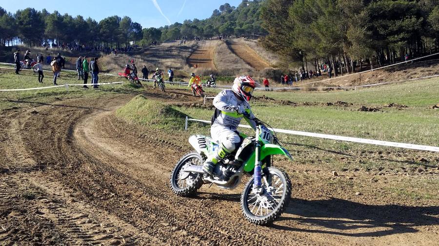 Fotos: Segunda prueba del Circuito Provincial del Motocros en Dueñas