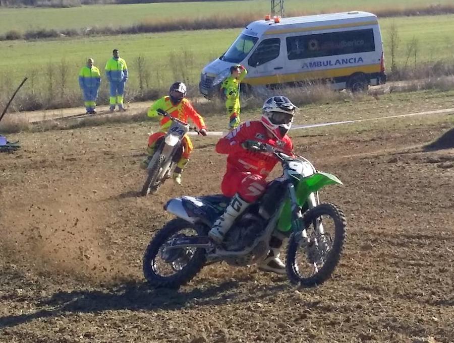 Fotos: Segunda prueba del Circuito Provincial del Motocros en Dueñas