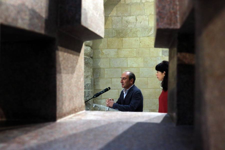 Fotos: Exposición en el Museo Patio Herreriano sobre Chillida y Jorge Guillén