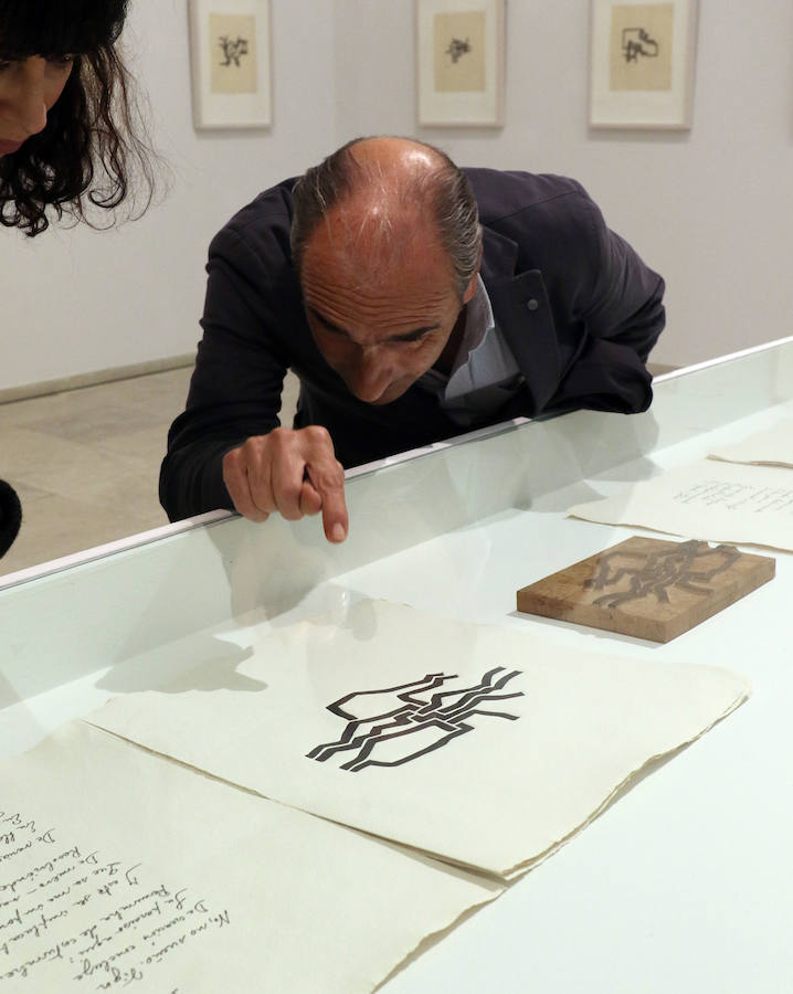 Fotos: Exposición en el Museo Patio Herreriano sobre Chillida y Jorge Guillén