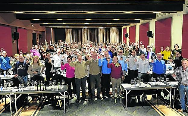 Brindis con vinos de Matarromera para cerrar el año. 