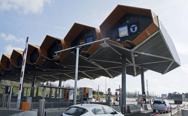 Los peajes de las autopistas rescatadas bajarán un 30% a partir del 15 de enero