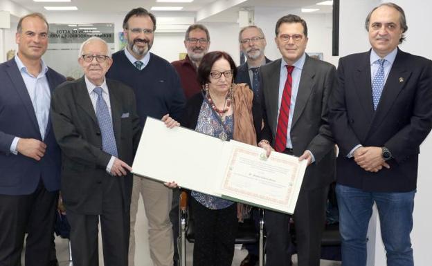 Pedro e Antonio Iturralde flanquean a José Luis Lera; Roberto Laforga, Maribel Rodicio, Luciano Díez Díez (presidente del Consejo de Veterinarios de Castilla y León), José Rodríguez y Luis Calvo. 