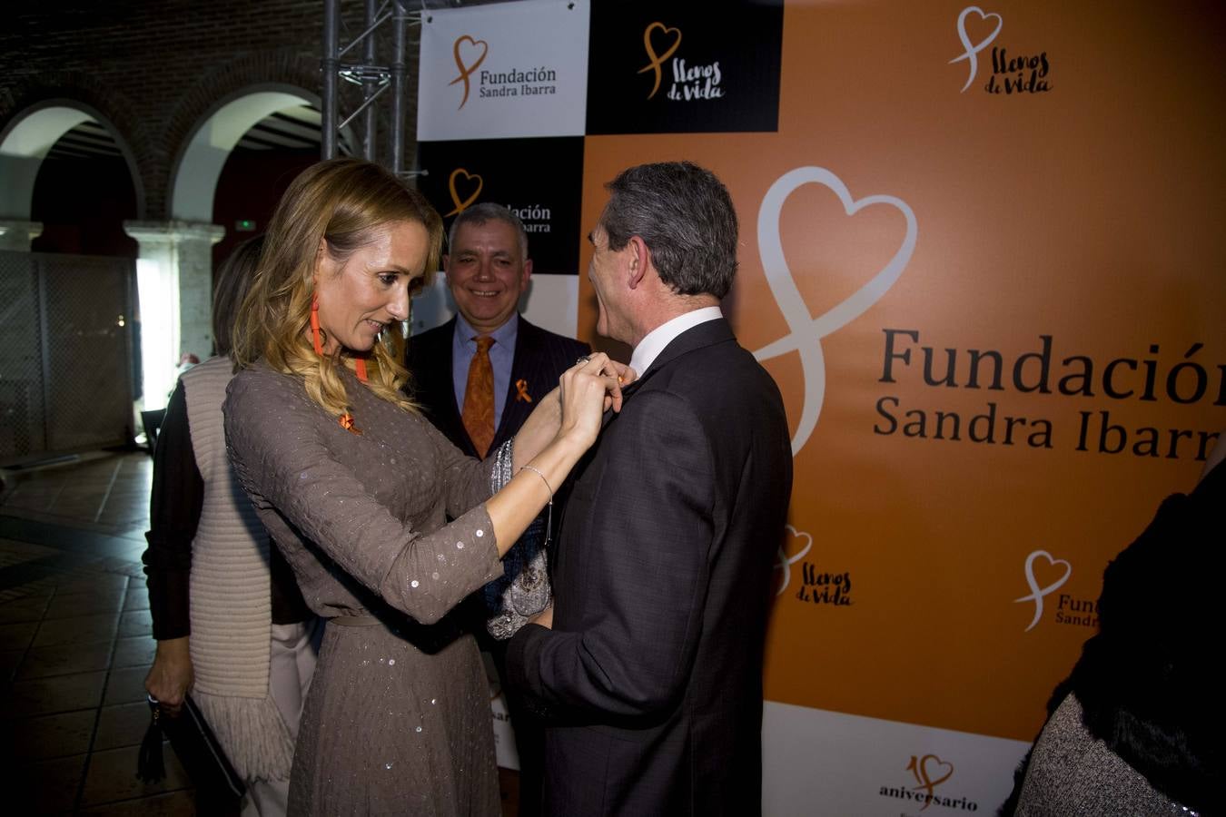 Más de 200 personas se dieron cita en el Hotel Palacio de Santa Ana en la tradicional cena de Navidad contra el cáncer