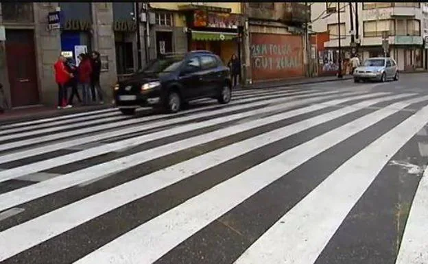 Paso de peatones de 40 metros de largo, en Cangas de Morrazo.