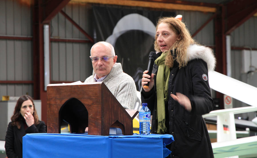 Fotos: Homenaje a José Antonio González en el aeródromo de Fuentemilanos