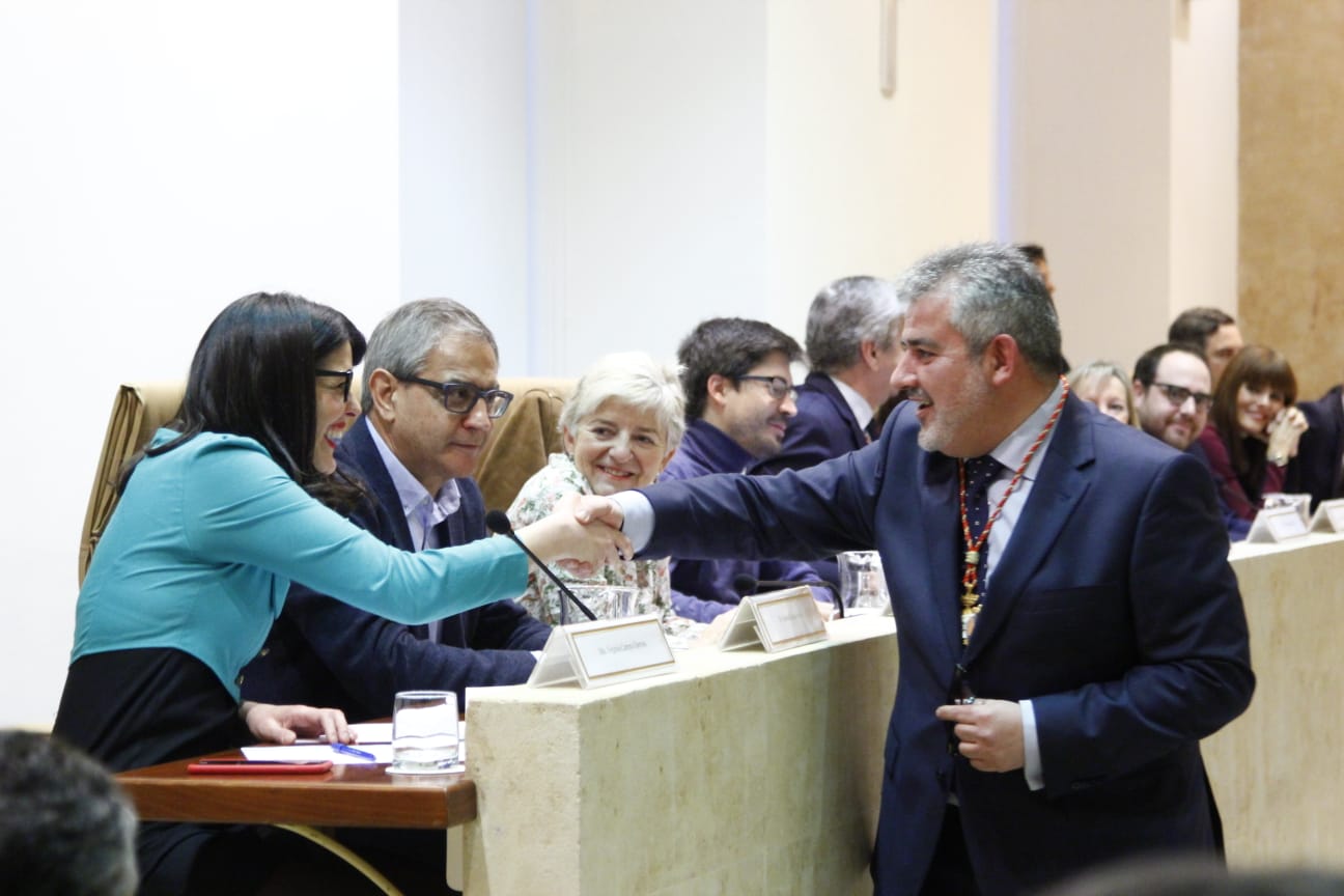 El que fuera teniente de alcalde con Alfonso Fernández Mañueco, que renunció a la Alcaldía y a su acta de concejal de manera voluntaria para centrarse en su candidatura a la presidencia de la Junta, se coloca ahora al frente del Consistorio