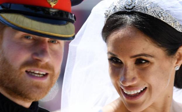 El príncipe Enríque de Inglaterra y Meghan Markle el día de su boda.