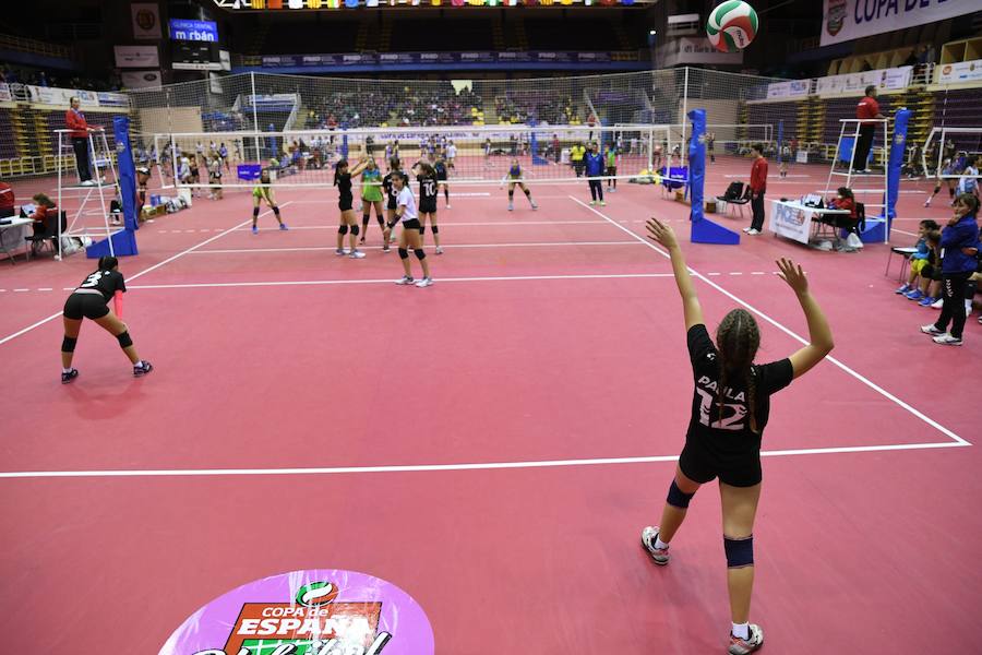 Fotos: Segunda jornada de la Copa de España Cadete y Juvenil de voleibol celebrada en Valladolid