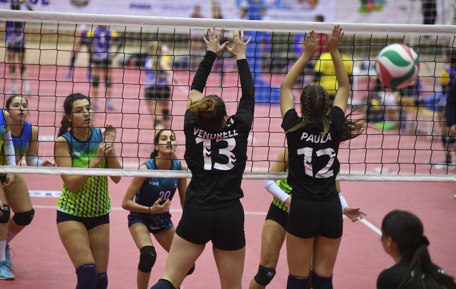 Fotos: Segunda jornada de la Copa de España Cadete y Juvenil de voleibol celebrada en Valladolid