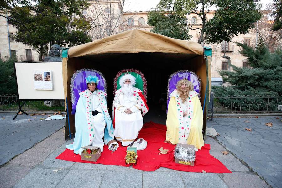 Fotos: Belén viviente en la Plaza de los Bandos de Salamanca