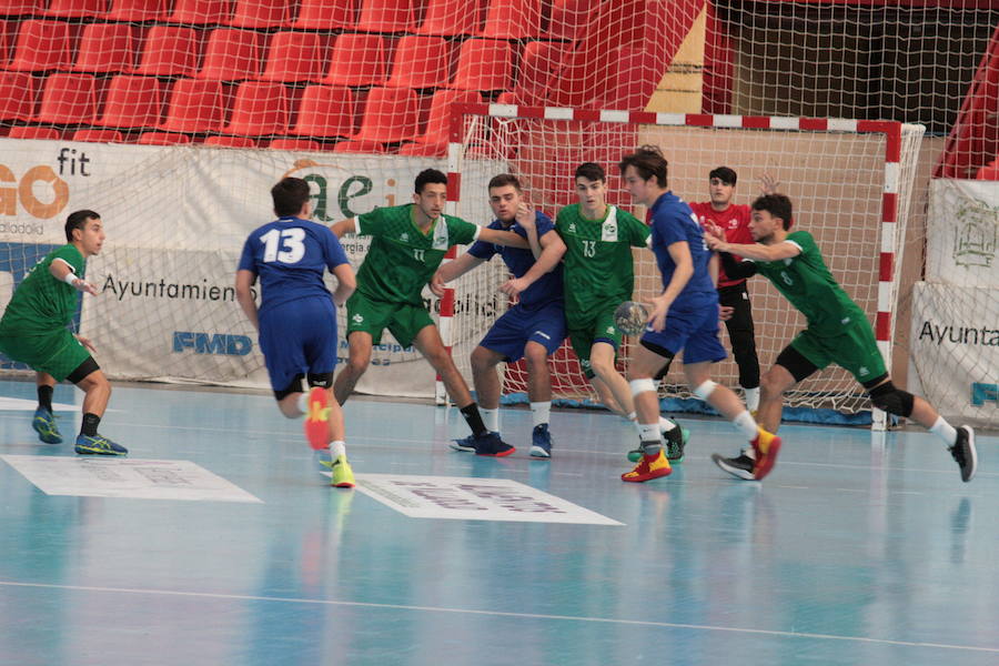 Fotos: Tercera jornada del Campeonato de Selecciones Autonómicas de balonmano que se celebra en Valladolid