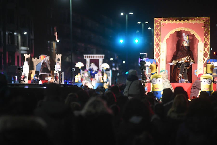 Fotos: Cabalgata sin camellos en el barrio de Pajarillos en Valladolid