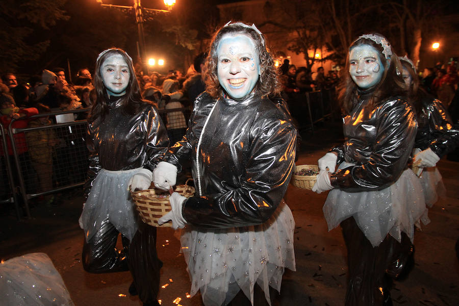 Fotos: Segovia recibe a los Reyes Magos de Oriente