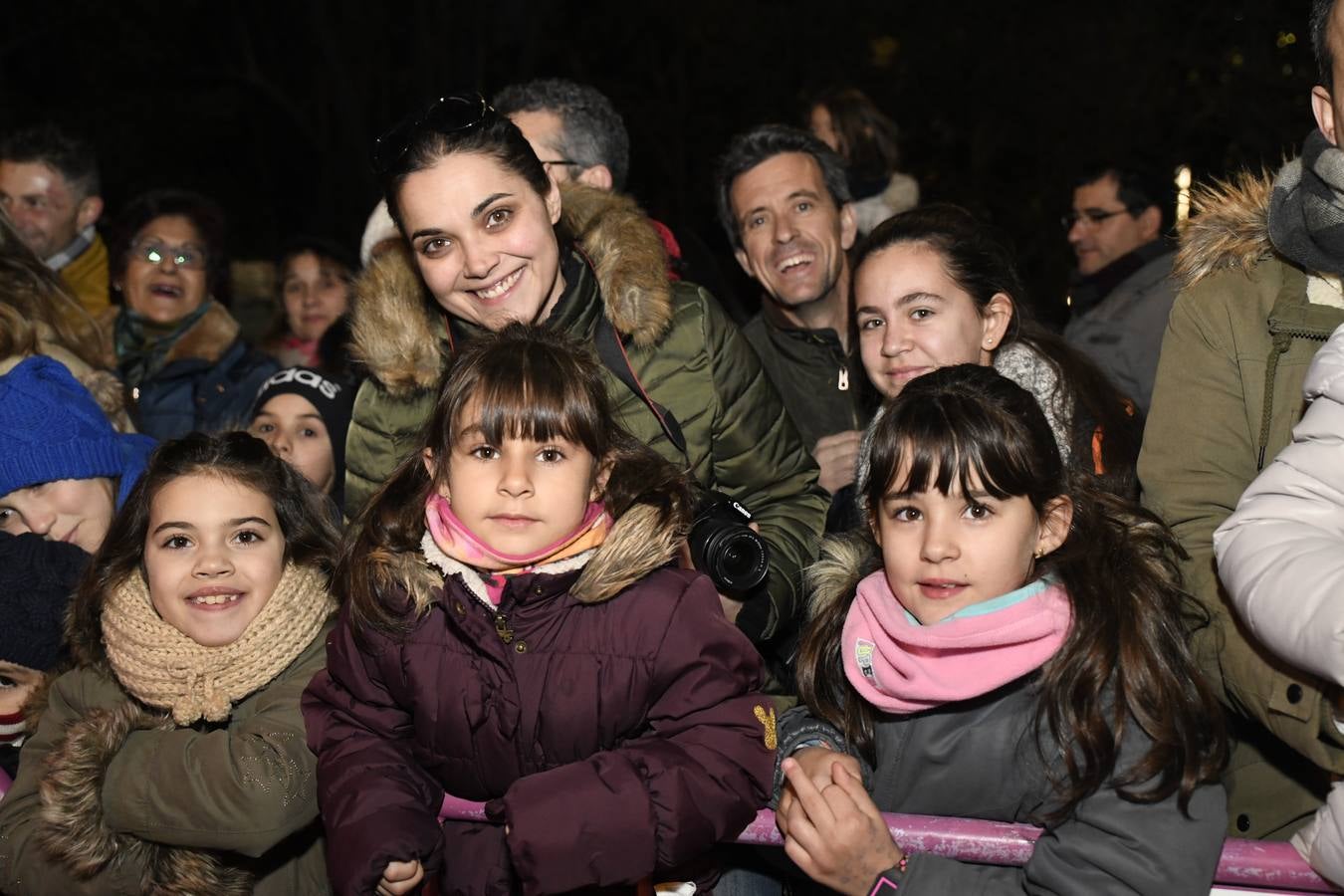 Fotos: Público en la cabalgata de Reyes de Valladolid (2/4)