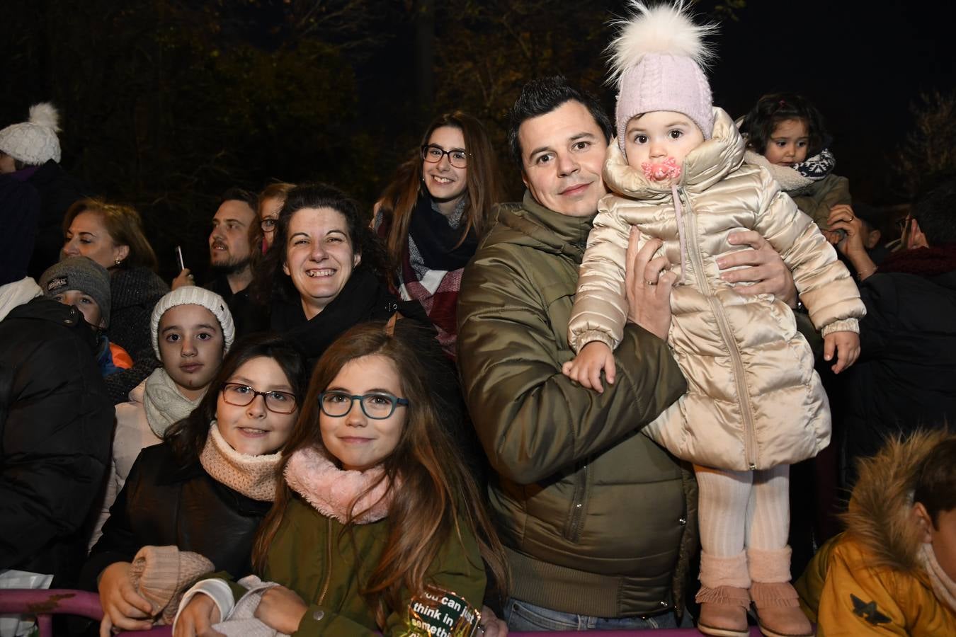 Fotos: Público en la cabalgata de Reyes de Valladolid (2/4)