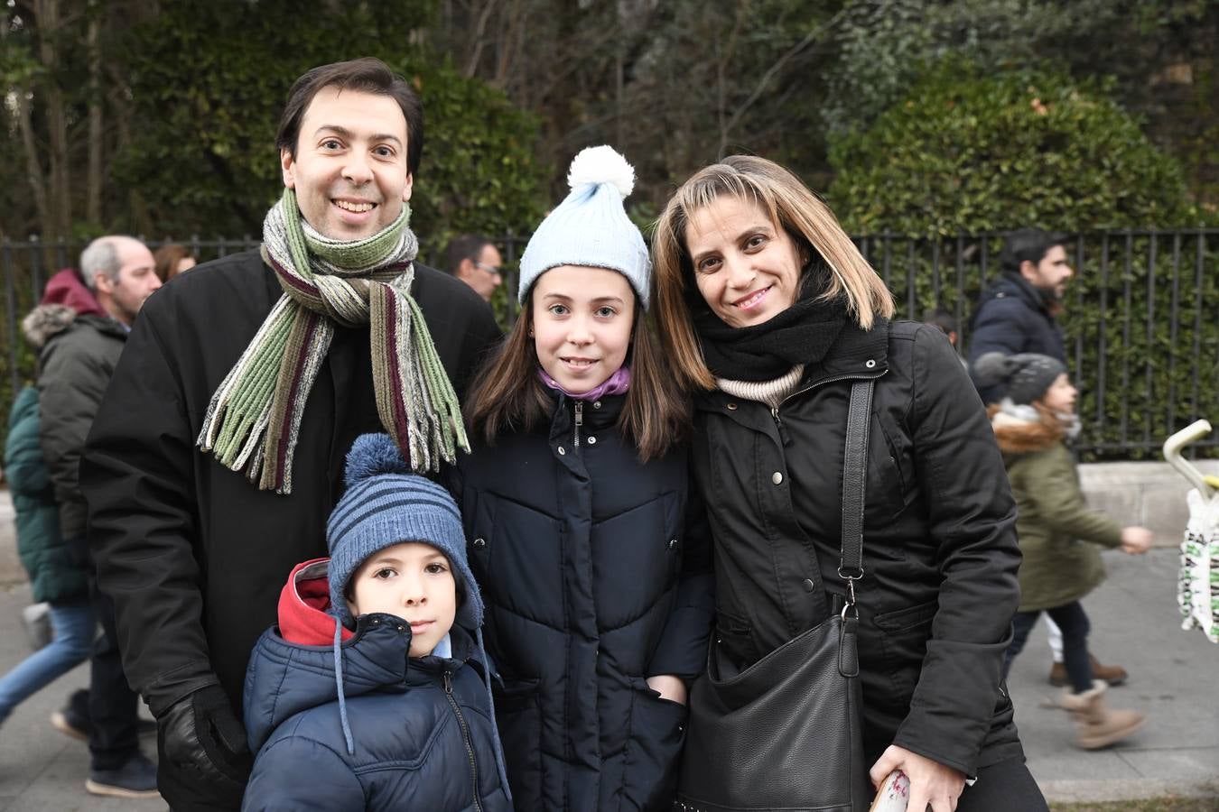Fotos: Público en la cabalgata de Reyes de Valladolid (3/4)