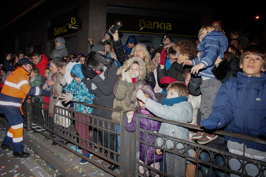 Fotos: Cabalgata de Reyes en Salamanca (2/3)