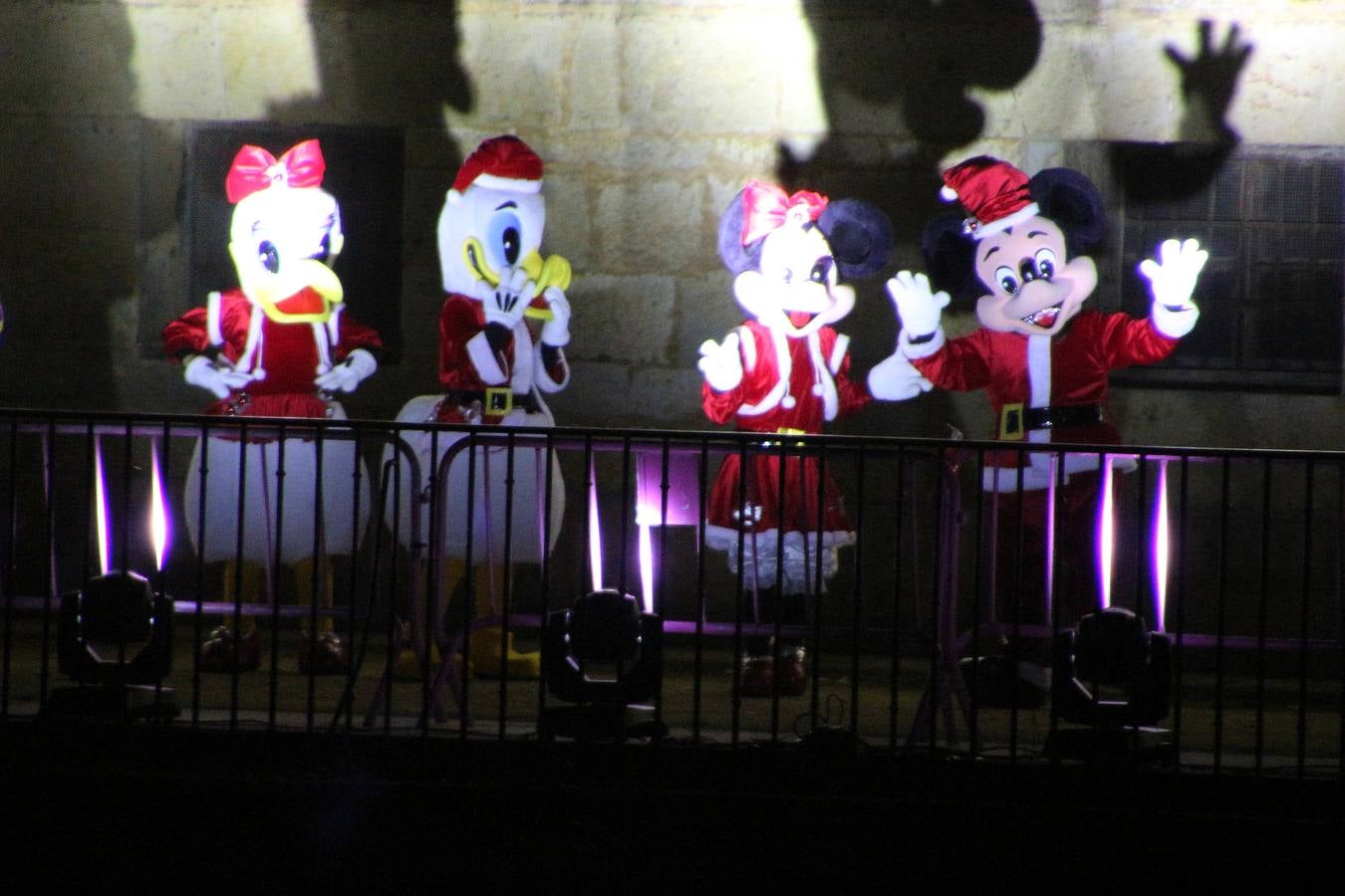 Fotos: Los Reyes Magos visitan Medina de Rioseco, Ciudad Europea de la Navidad