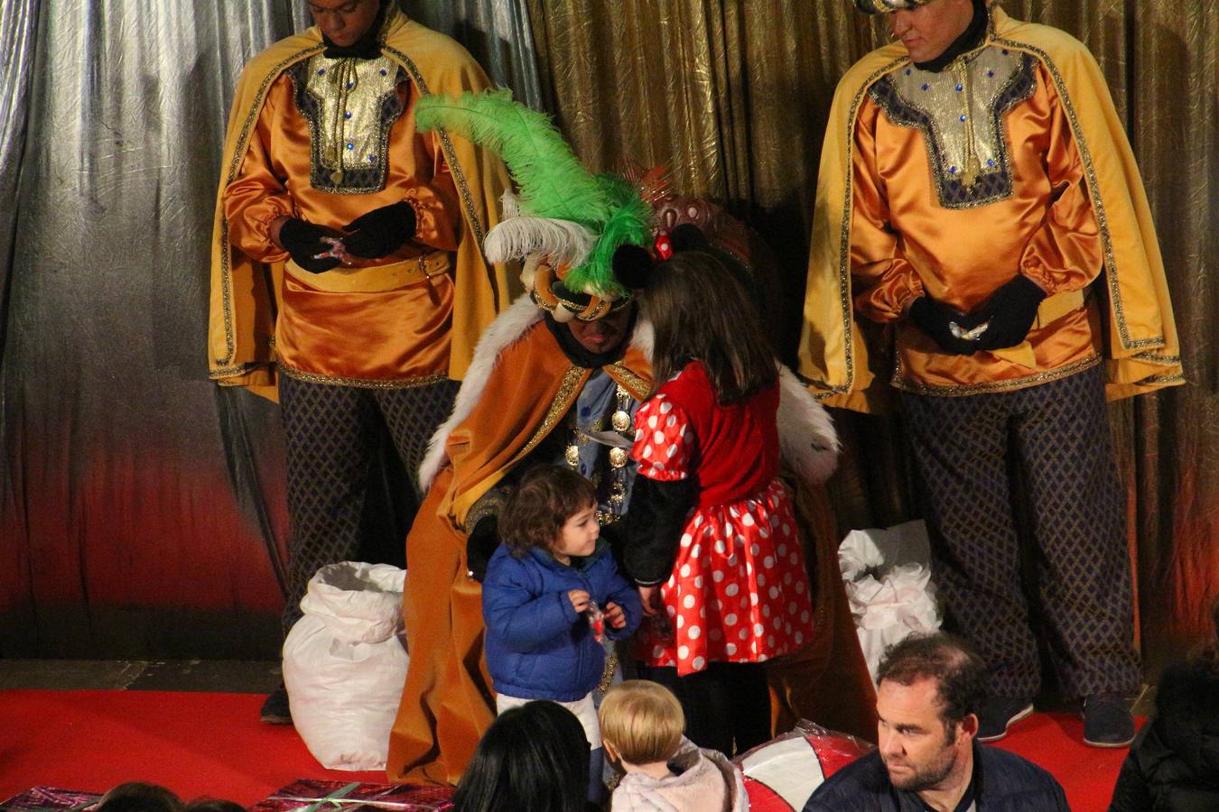 Fotos: Los Reyes Magos visitan Medina de Rioseco, Ciudad Europea de la Navidad