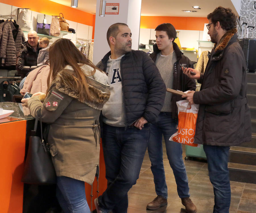 Fotos: Lunes 7 de enero, primer día de rebajas generales en Valladolid