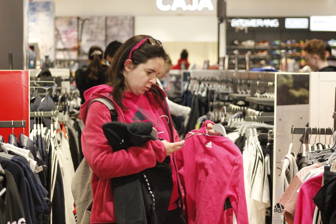 Fotos: Arrancan las rebajas de invierno en Salamanca