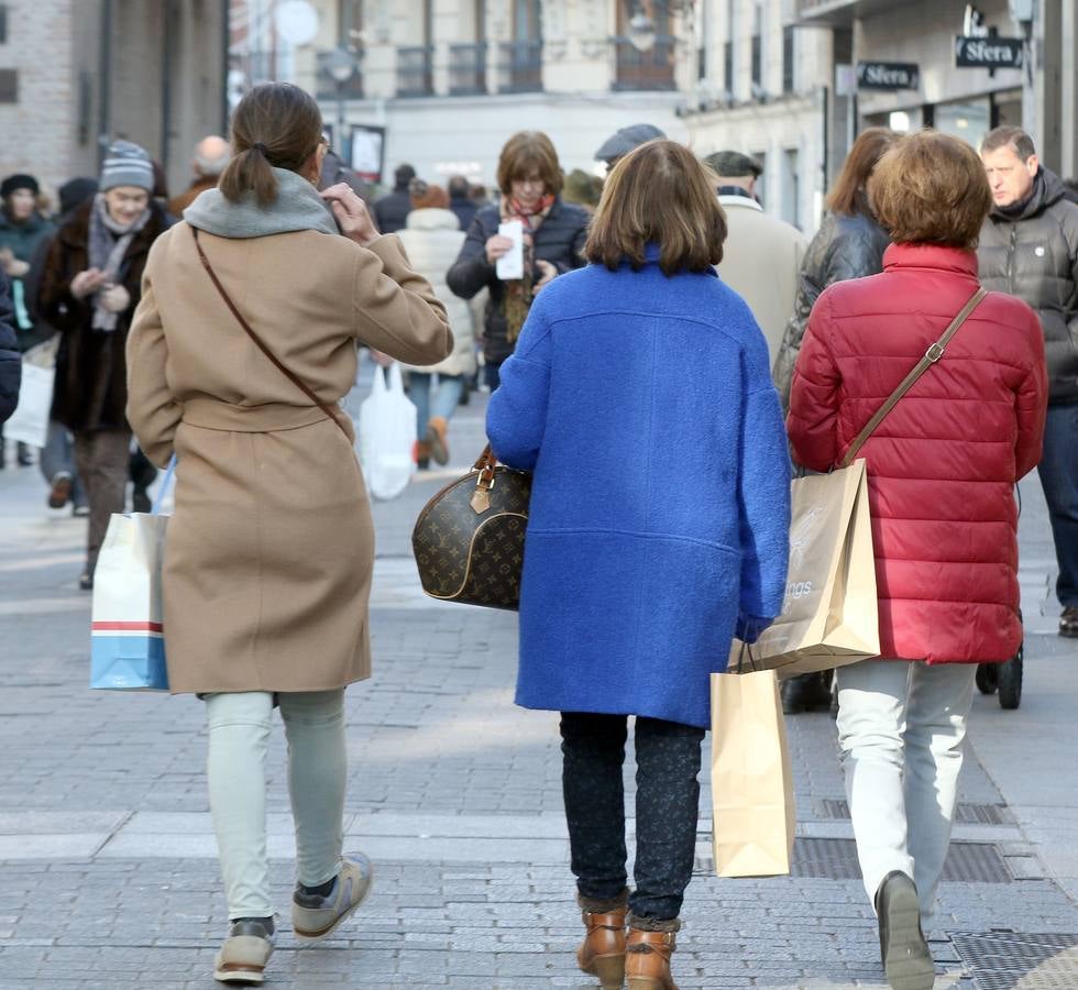 Fotos: Lunes 7 de enero, primer día de rebajas generales en Valladolid
