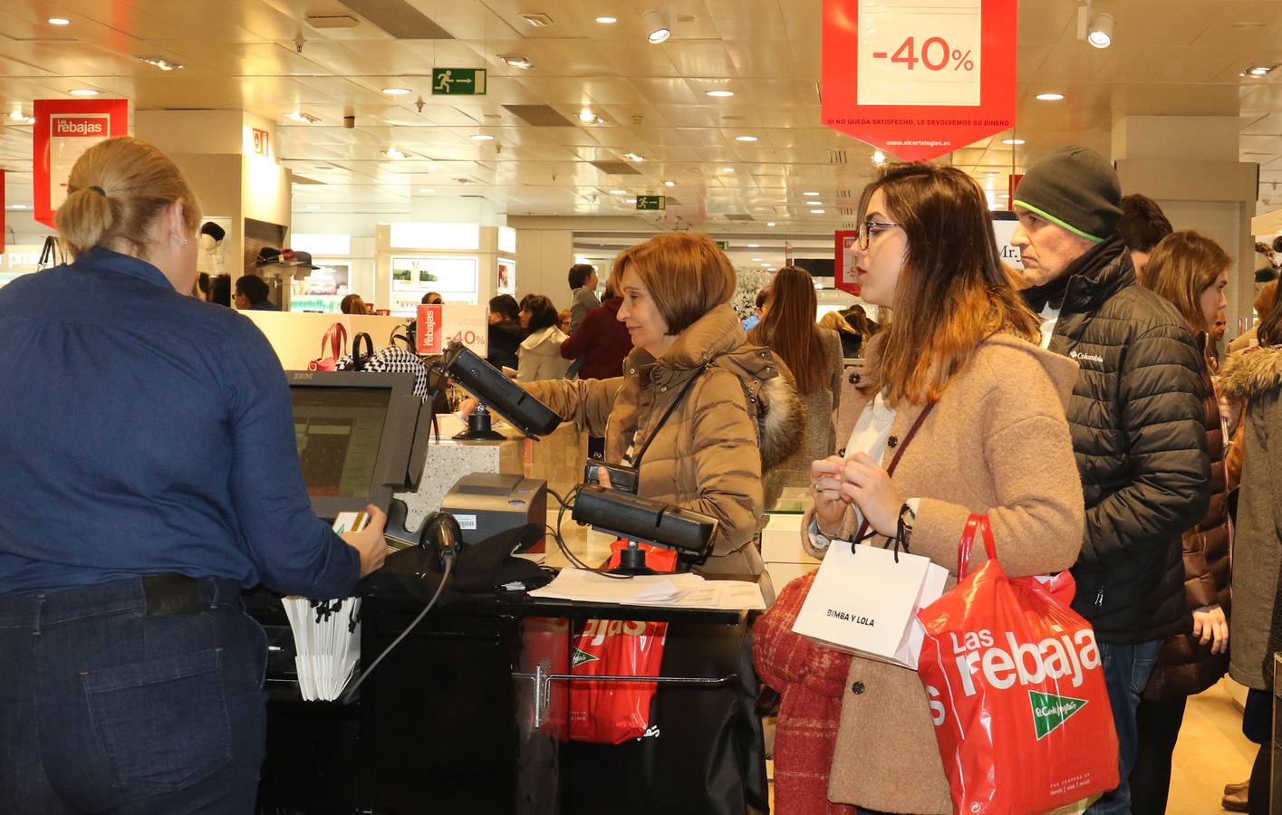 Fotos: Lunes 7 de enero, primer día de rebajas generales en Valladolid