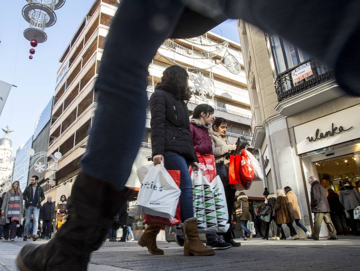 Fotos: Lunes 7 de enero, primer día de rebajas generales en Valladolid