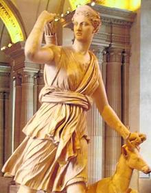 Imagen secundaria 2 - La sonda Selene y Selene/Diana, en una escultura clásica.
