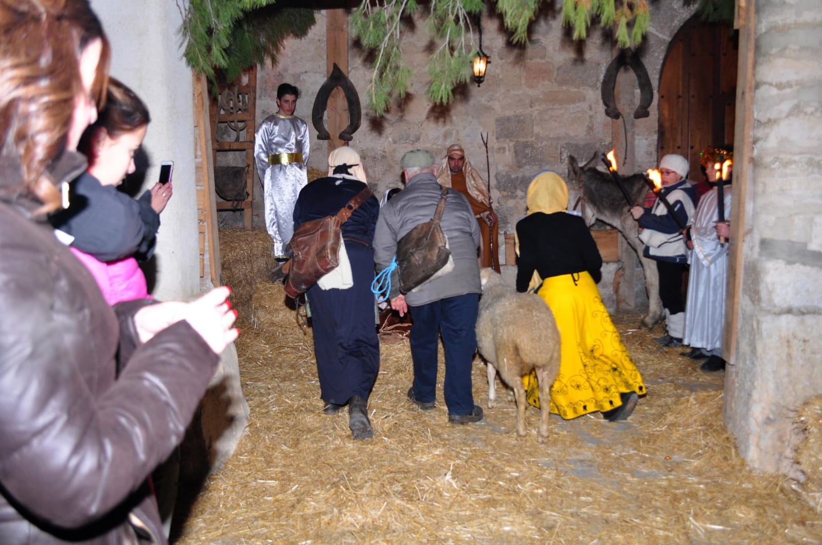 Fotos: Adoración de los Reyes Magos que se llevó a cabo el día 5 en Robladillo