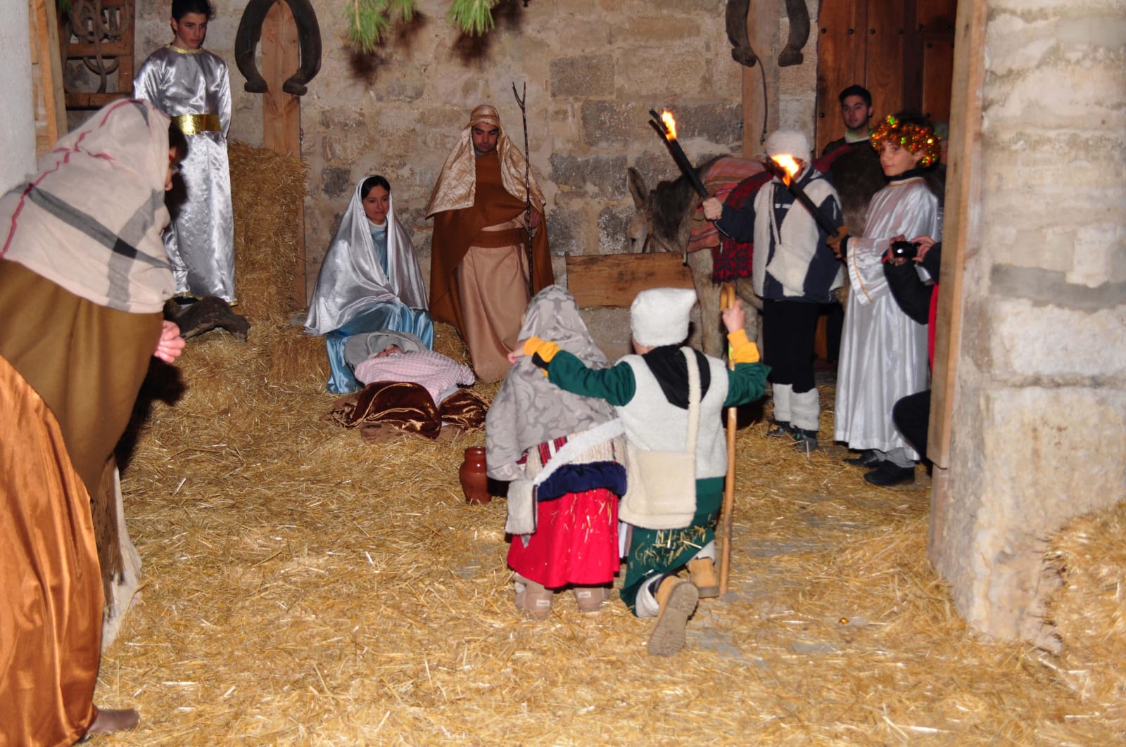 Fotos: Adoración de los Reyes Magos que se llevó a cabo el día 5 en Robladillo