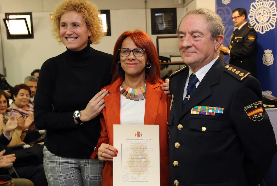 Fotos: Celebración del aniversario de la Policía Nacional en Segovia