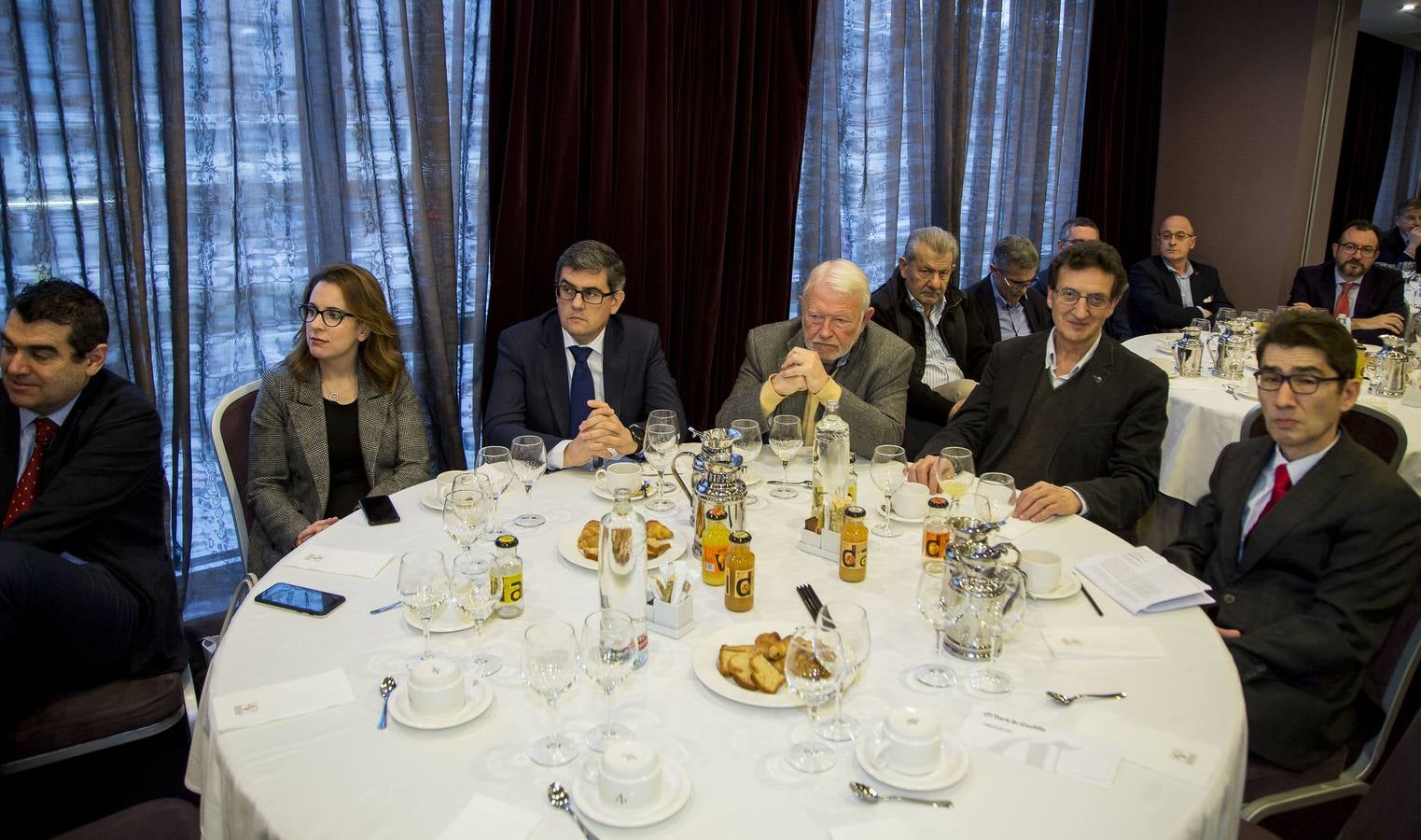 La presidenta federal del PSOE ha destacado que hasta ahora ha sido muy fácil incumplir los acuerdos internacionales en pro del medio ambiente porque «ha salido gratis» su incumplimiento