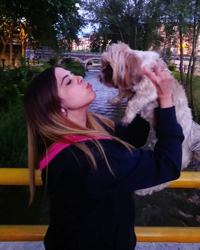 Patricia Fernández nos presentas a sus mascotas Reina, Golfo y Quími.