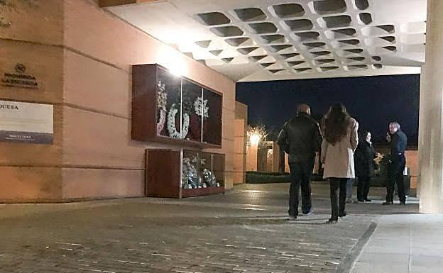 Las salas de velatorio se hallan en esta zona del recinto, que gestiona Emucesa.