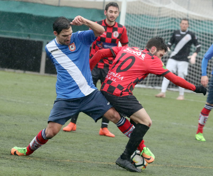 Fotos: El Villa de Simancas se impone a la CD La Cistérniga (2-3)