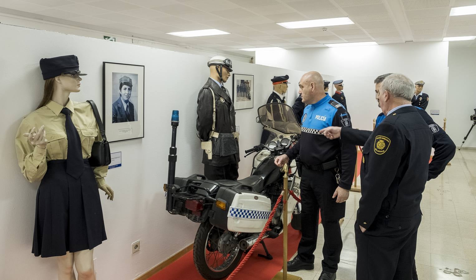 Situado en las instalaciones de la Jefatura Municipal en la calle La Victoria