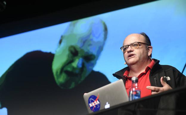 Gustavo Entrala: «En redes sociales experimentan con nosotros como con perros de Pavlov»
