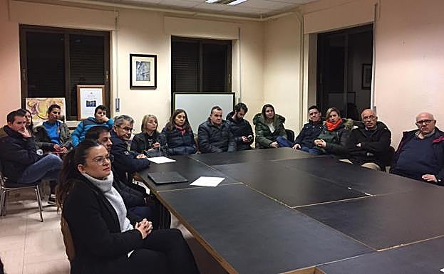 Un momento de la reunión con los comerciantes celebrada en la sede de Afecir. 